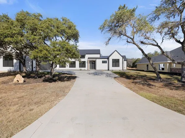 43 War Bonnet Ln, Wimberley, TX 78676