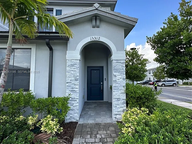 13312 SW 286th St — Photo 1