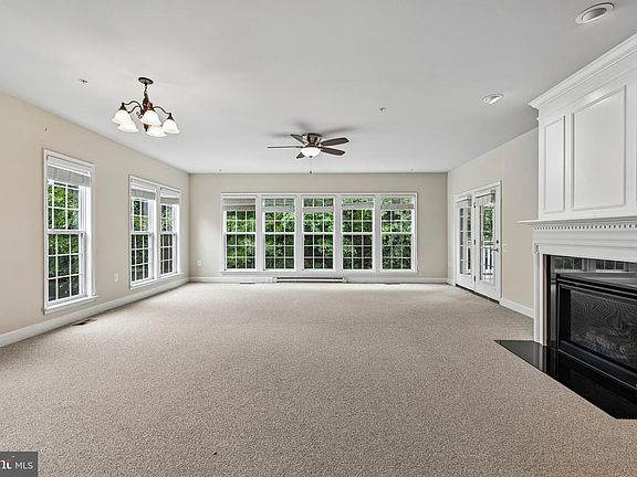 3rd image of 101 Denison St