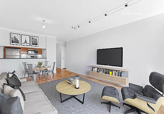 3rd image of 415 E 37th St APT 24H