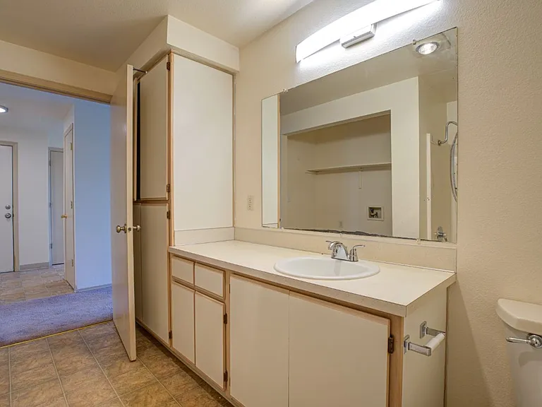 #294 FIELDSTONE APARTMENTS — Photo 43