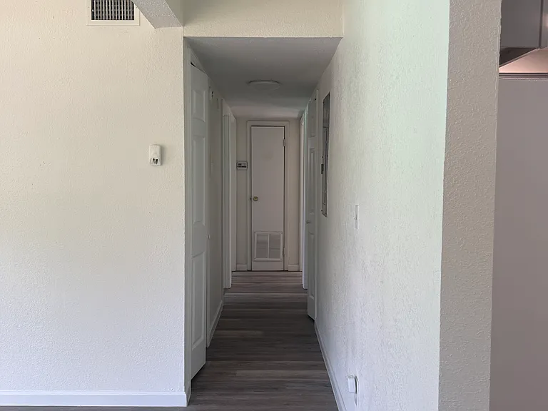 1016 Ardoon St — Photo 11
