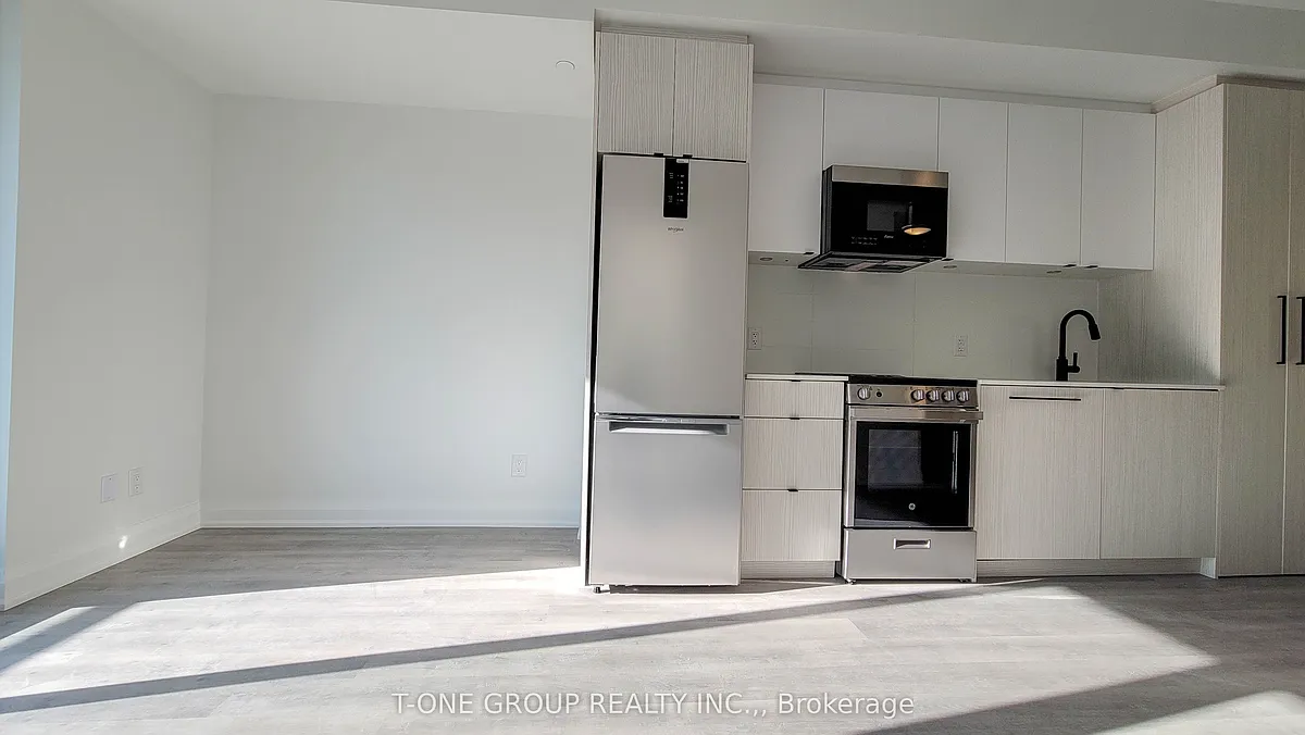 Building Photo - 2369 Danforth Ave #318