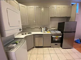 235 16th Street, #2R