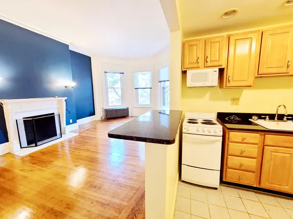 379 Commonwealth Ave APT 6, Boston, MA 02115