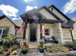 17990 Windsong Ln, Flint, TX 75762