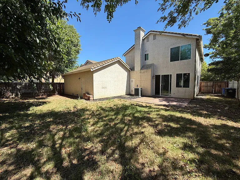 2821 Babson Dr — Photo 35
