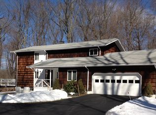 1724 Baldwin Rd, Yorktown Heights, NY 10598
