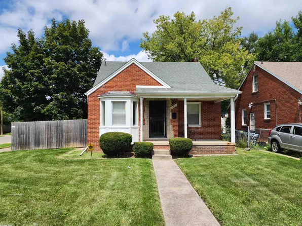 16401 Fairmount Dr, Detroit, MI 48205