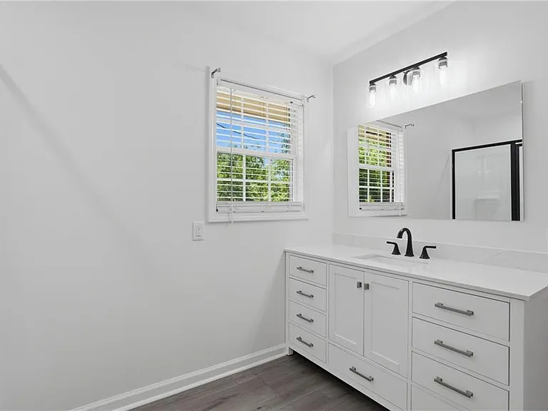 128 McNeal Rd — Photo 15