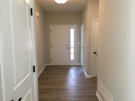 3rd image of 128 Braddington Ct