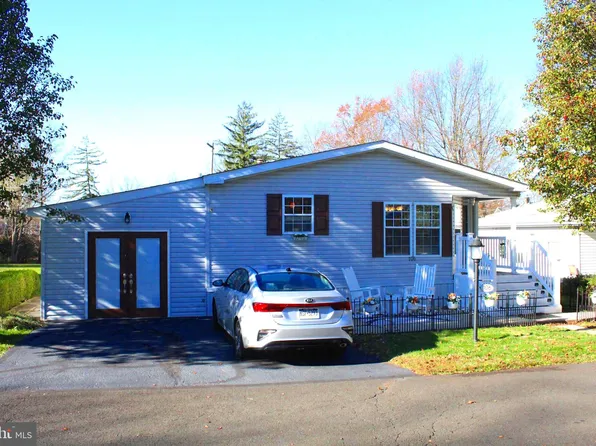 106 Pasture Ln, Chalfont, PA 18914