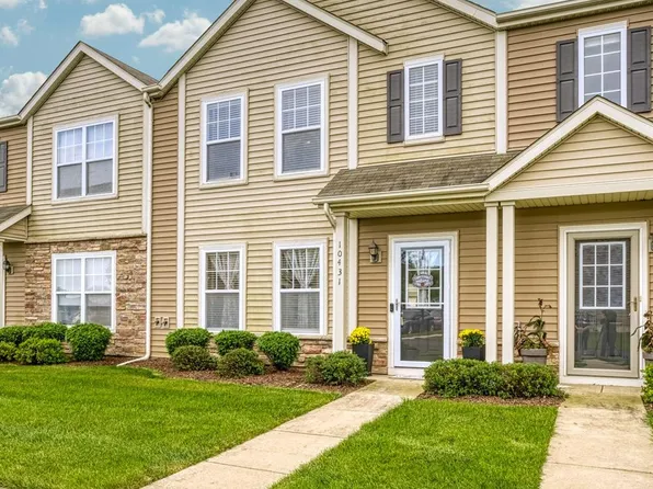 10431 Paramount Way, Cedar Lake, IN 46303