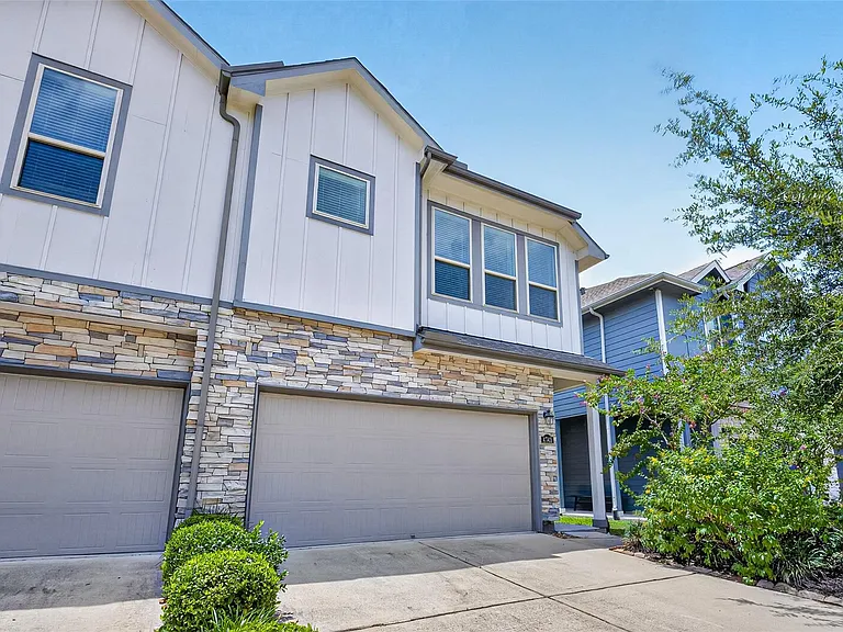 4743 Glen Isle Dr — Photo 3