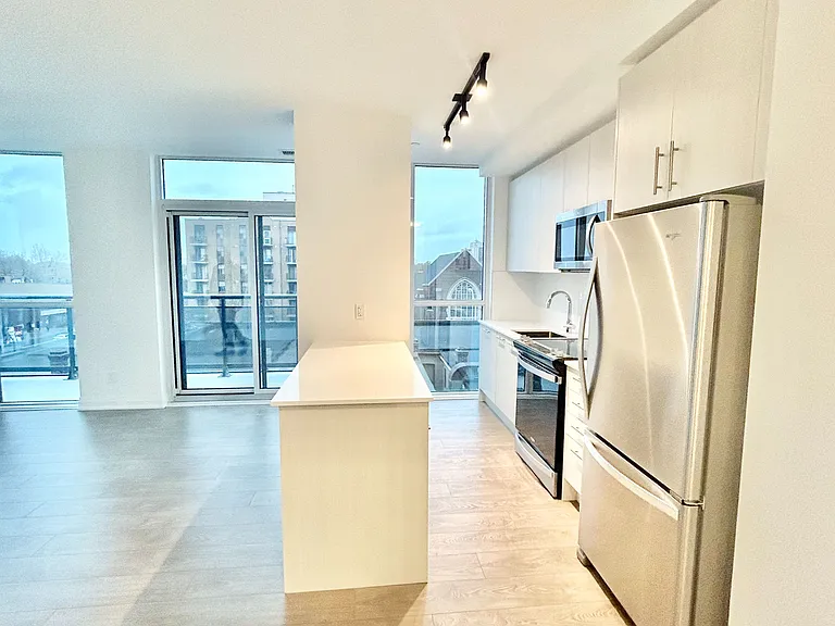 403 Main St #286 — Photo 4