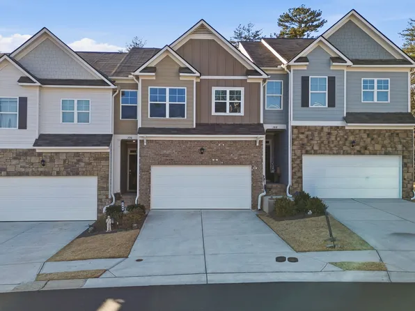 396 Stoneybrook Dr, Dahlonega, GA 30533