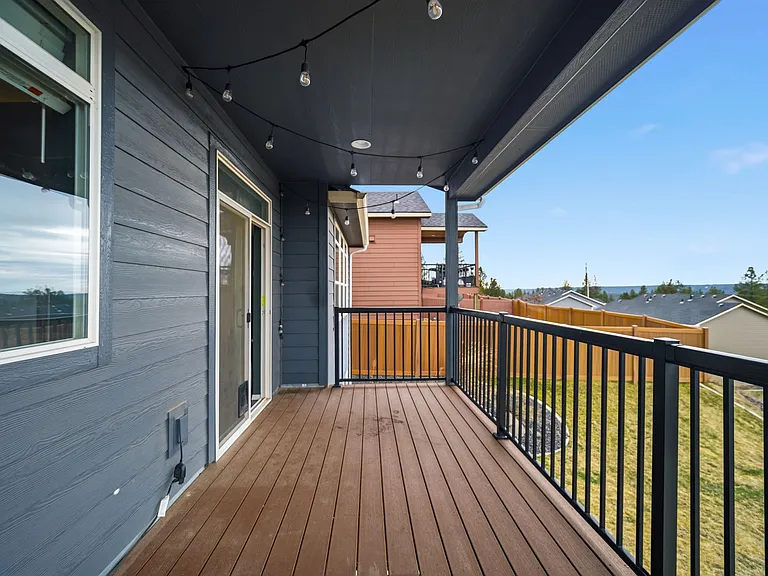 8411 N James Ct — Photo 21