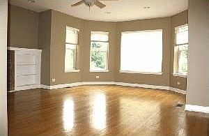 2nd image of 4914 N St Louis Ave