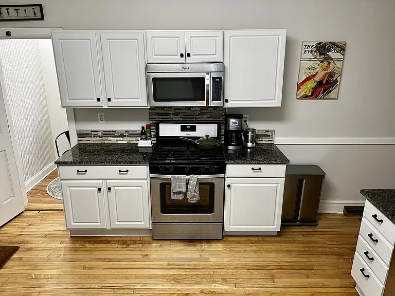 2026 N Wood St #1 — Photo 6