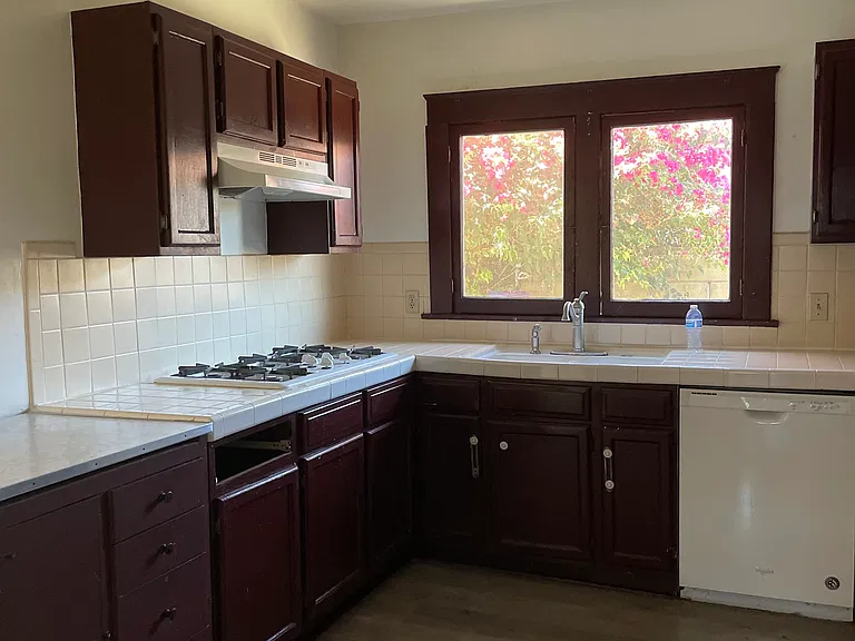 3560 Opal St #FRONT HOUSE — Photo 16