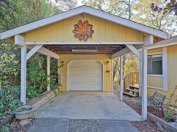 2nd image of 2848 Canal Ct