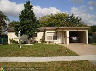 5721 NE 7th Ave, Oakland Park, FL 33334