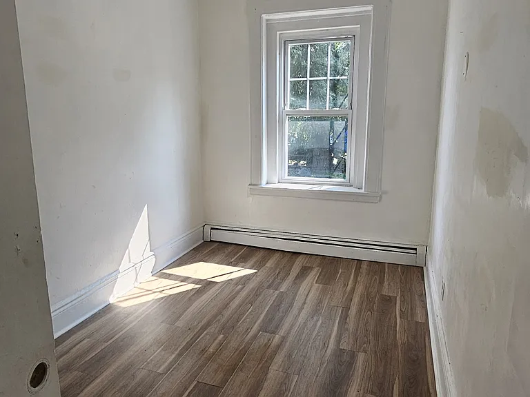 300 Park Ave #1 — Photo 9