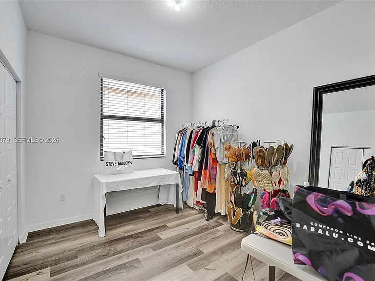 650 NE 191st Ter — Photo 52