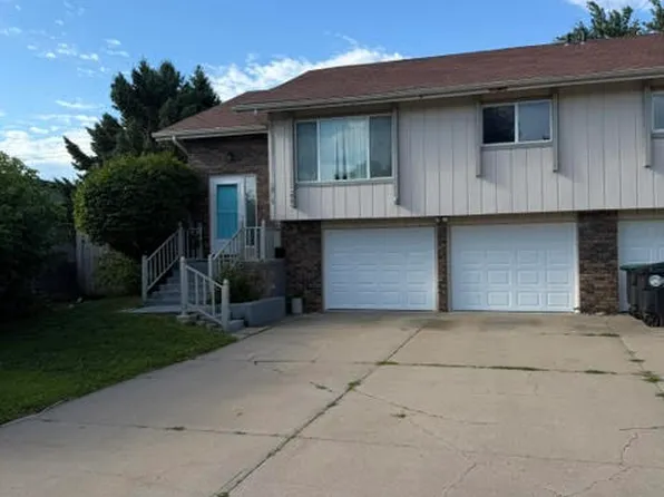 12715 Weir St, Omaha, NE 68137