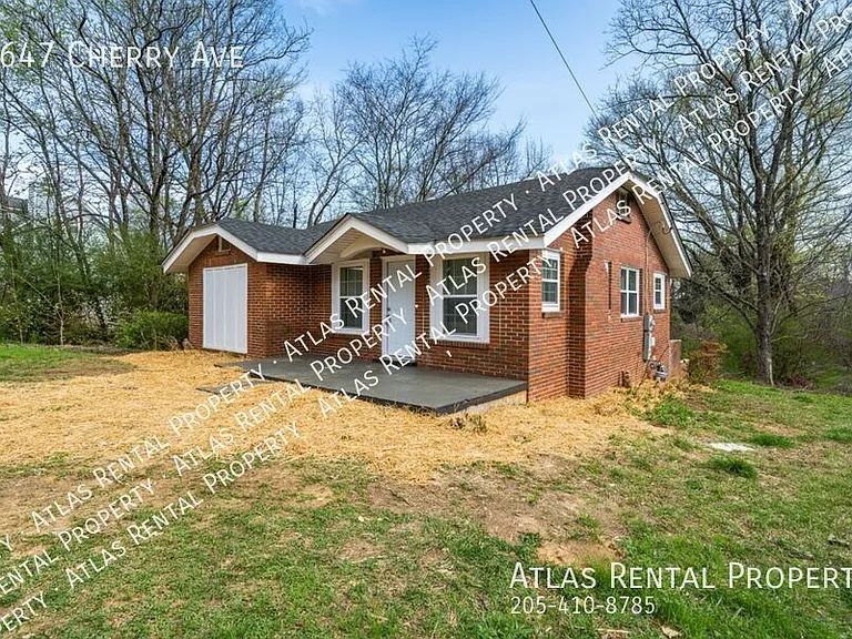 1647 Cherry Ave — Photo 2