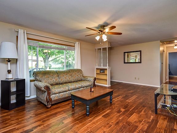 1319 Kevin Dr-8
