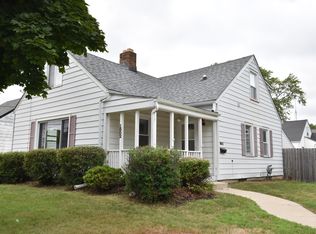 1802 43rd St, Kenosha, WI 53140