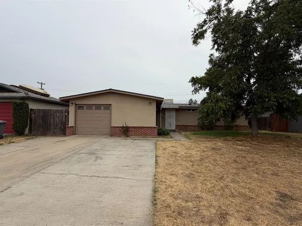 136 Pico Ave, Clovis, CA 93612