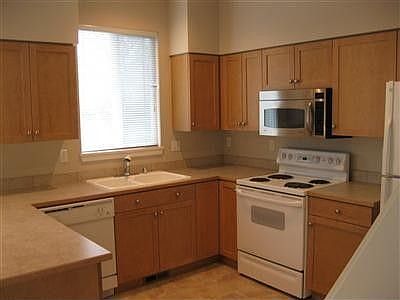 3rd image of 16125 NE 90th Way