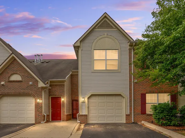 9581 Lakeside Dr, Ypsilanti, MI 48197