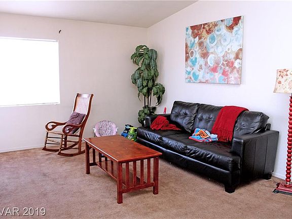 3rd image of 2110 N Los Feliz St #2016