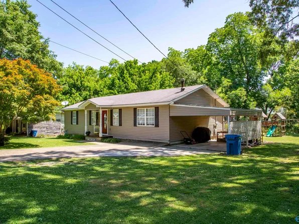 505 Darnell St, Boaz, AL 35957