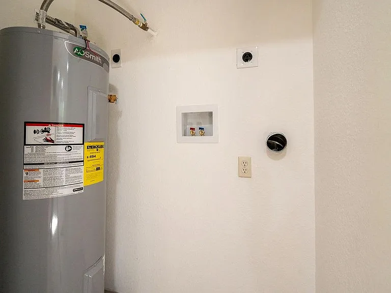 58 Hybiscus Ct — Photo 6