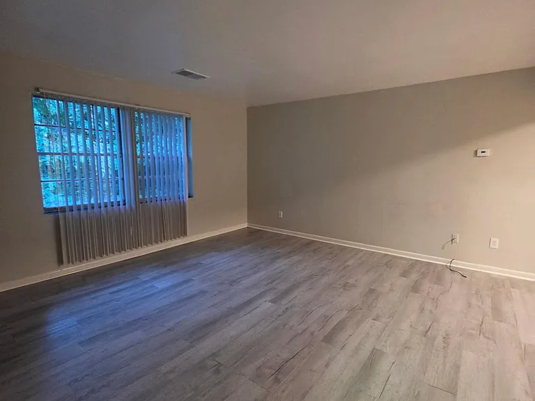 726 Townside Rd SW #12 — Photo 23