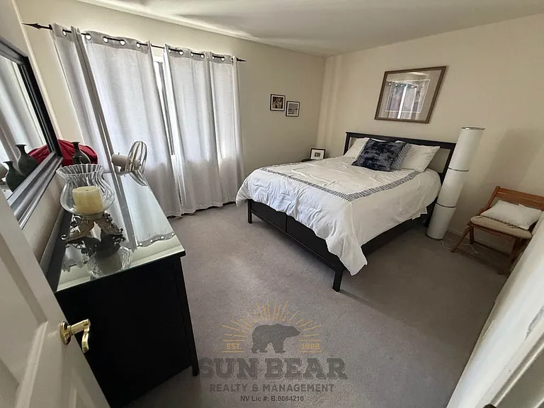 400 Fairview Blvd #71 — Photo 6