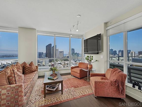 5th image of 325 7th Ave Unit 2104