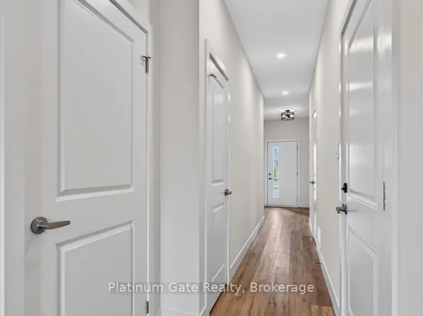 1595 Capri Cres #34, London, ON N6G 3P2