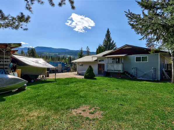 1029 Raft River Rd, Clearwater, BC V0E 1N1