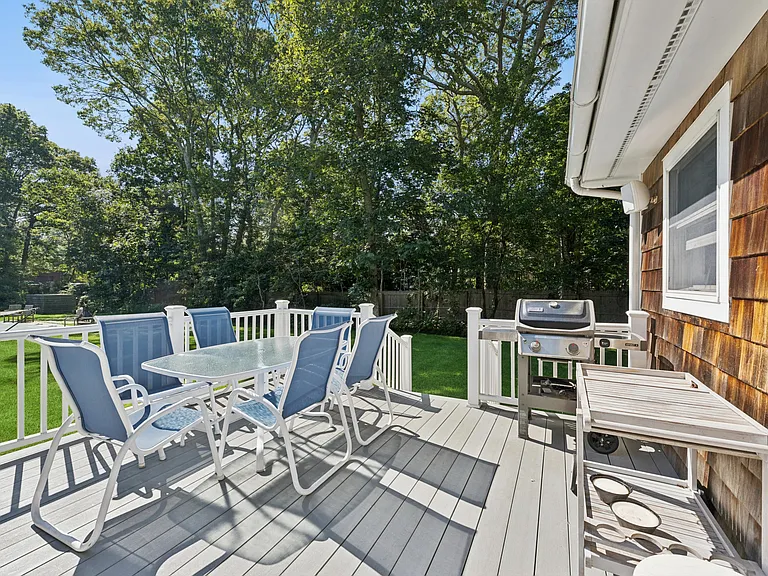 33 Corbin Ave — Photo 6