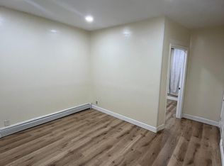 33 W 18th St #A, Bayonne, NJ 07002