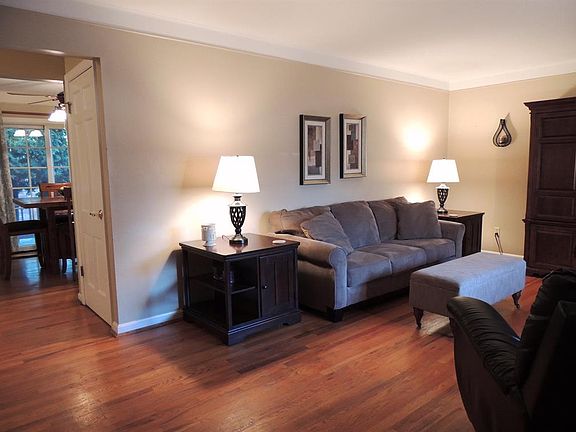 4th image of 973 Artwood Dr