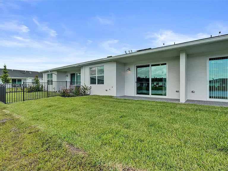 3783 Harborside Ave — Photo 45