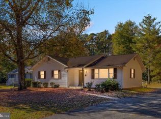 61 Beacon Ct, Montross, VA 22520