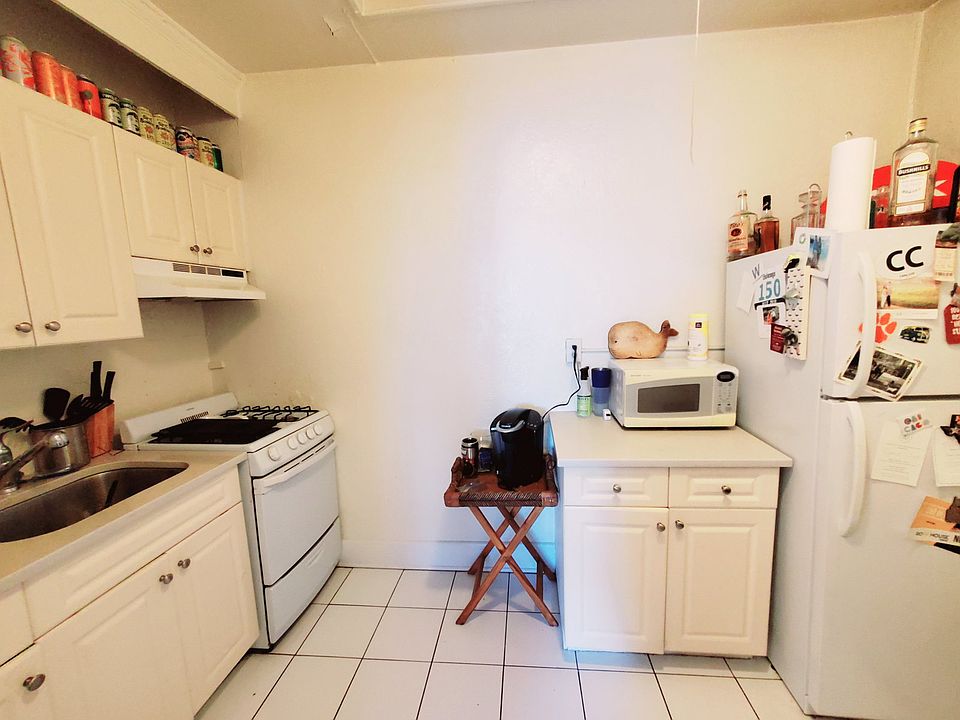 1st image of 65 Bedford St Unit 3