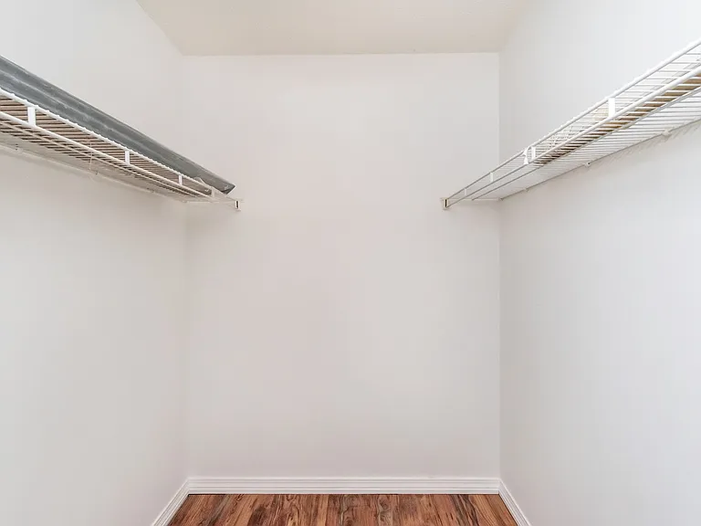 3057 Brookline Dr W — Photo 8